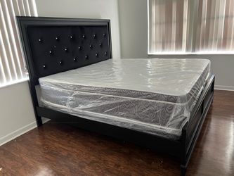 NEW MATTRESS KING SIZE PILLOW TOP WITH BOX SPRING