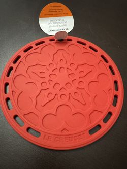 Le Crueset French Silicone Trivet Color Red