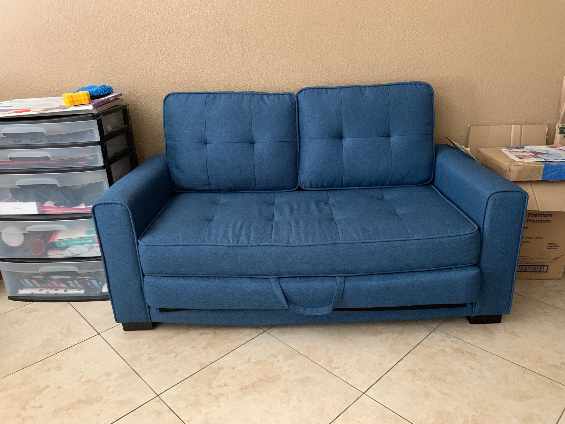 Small fold out couch
