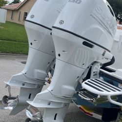 Twin 2025 Suzuki DF150’s white (50hrs)  7 year warranty