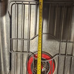 2 Metal sink protectors