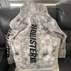 Hollister hoodie size small men