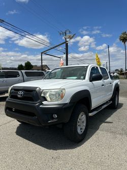 2014 TOYOTA TACOMA CREWCAB