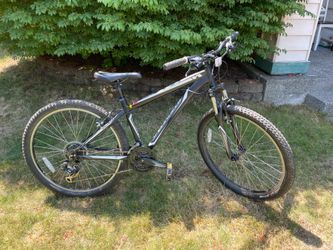 Specialized Hardrock Mountain Bike