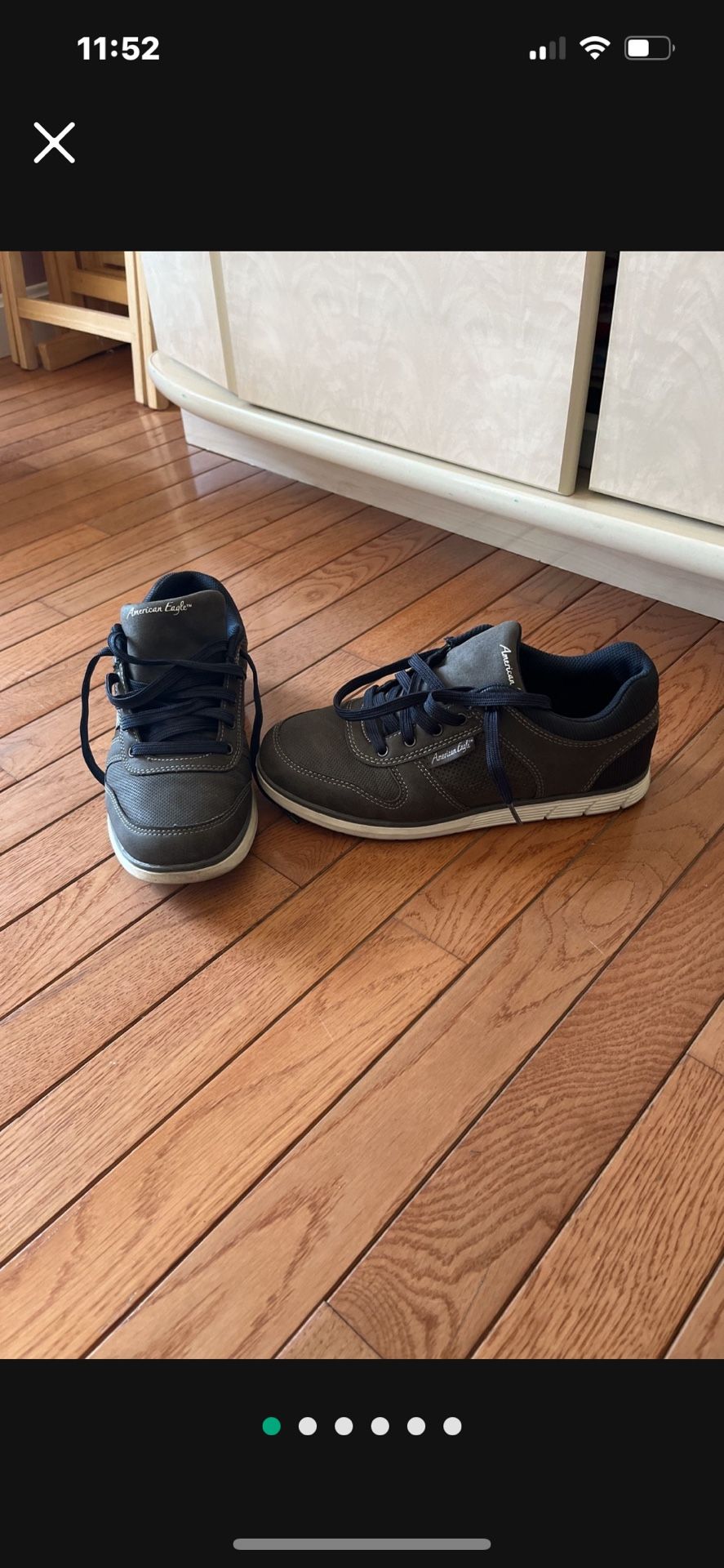 Boy Shoes Like New Size 6