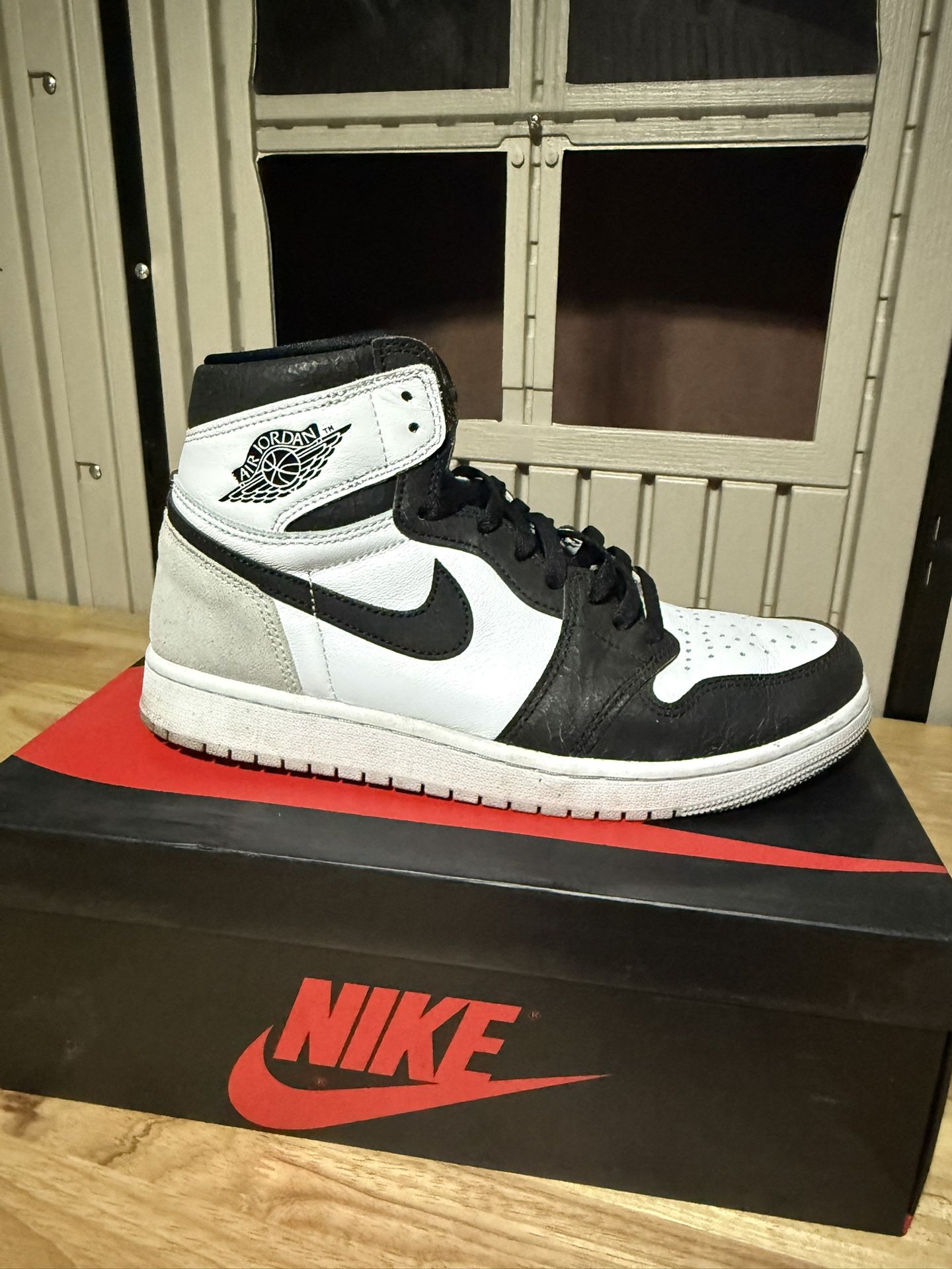 Jordan 1 Bleached Coral