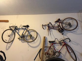 3  Vintage 10 speed Bikes