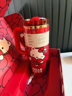 Hello Kitty Stanley Tumbler Red