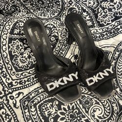 DKNY High heels