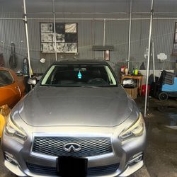 2016 Infiniti Q50 3.0t Premium Sedan 4d