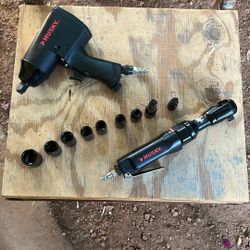Husky air tool set