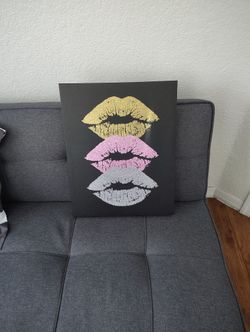 Glitter Lips Frame