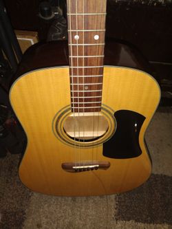 I have this very beautiful and nice guitar acoustic come with bag beautiful  I live downtown Lake Elsinore 92530