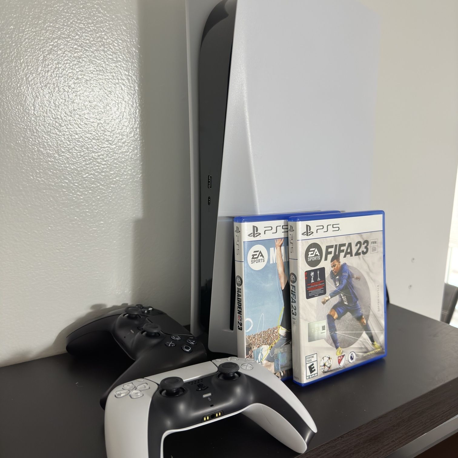 Slightly Used Ps5 for Sale in Lombard, IL - OfferUp