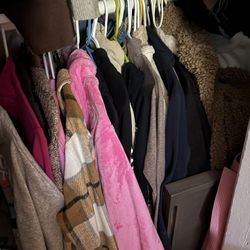 Women’s Jackets And Sweaters 