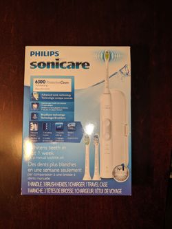 Brand new Philips sonic toothbrush retail 125