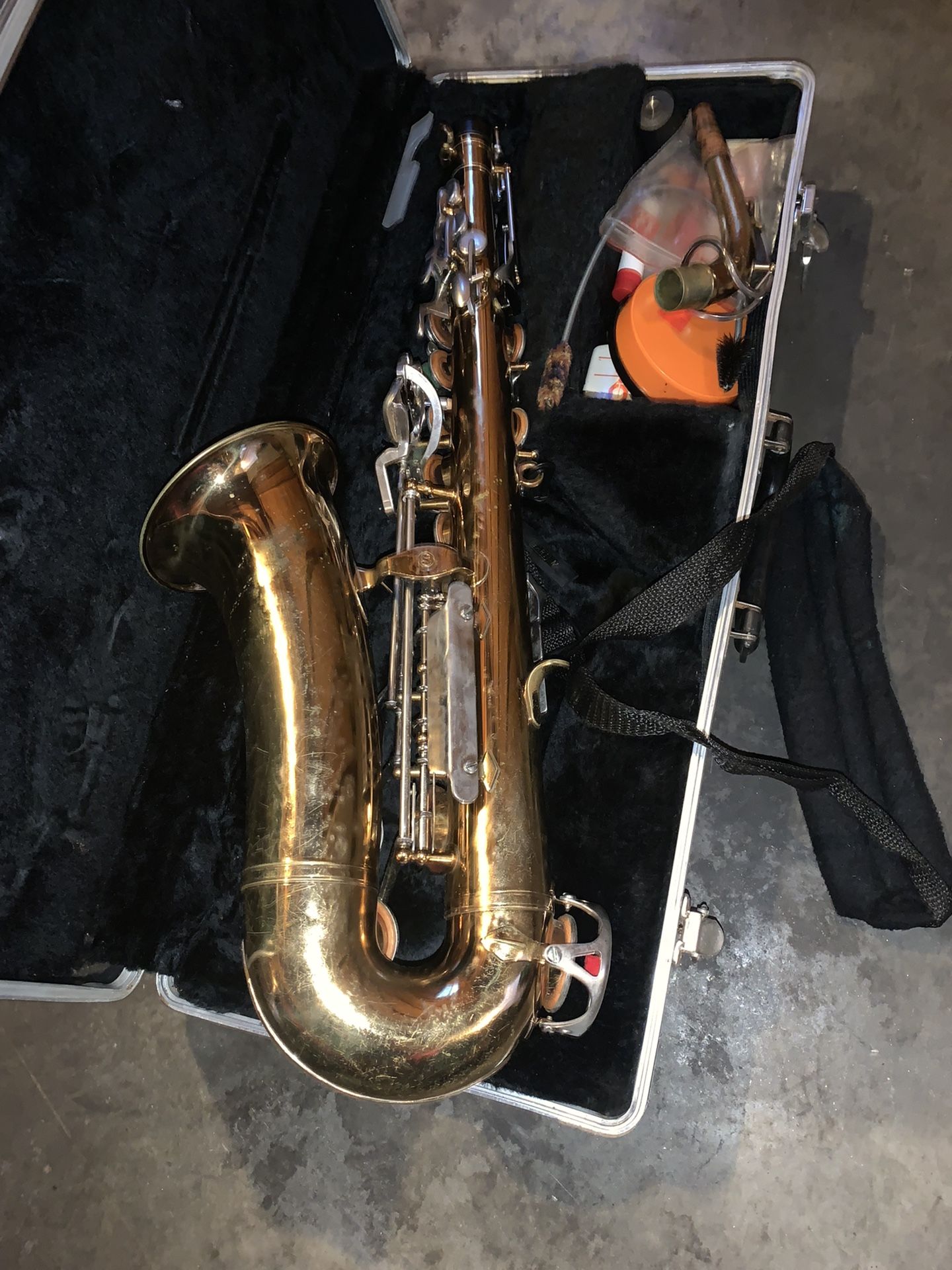 Bundy II Saxophone 