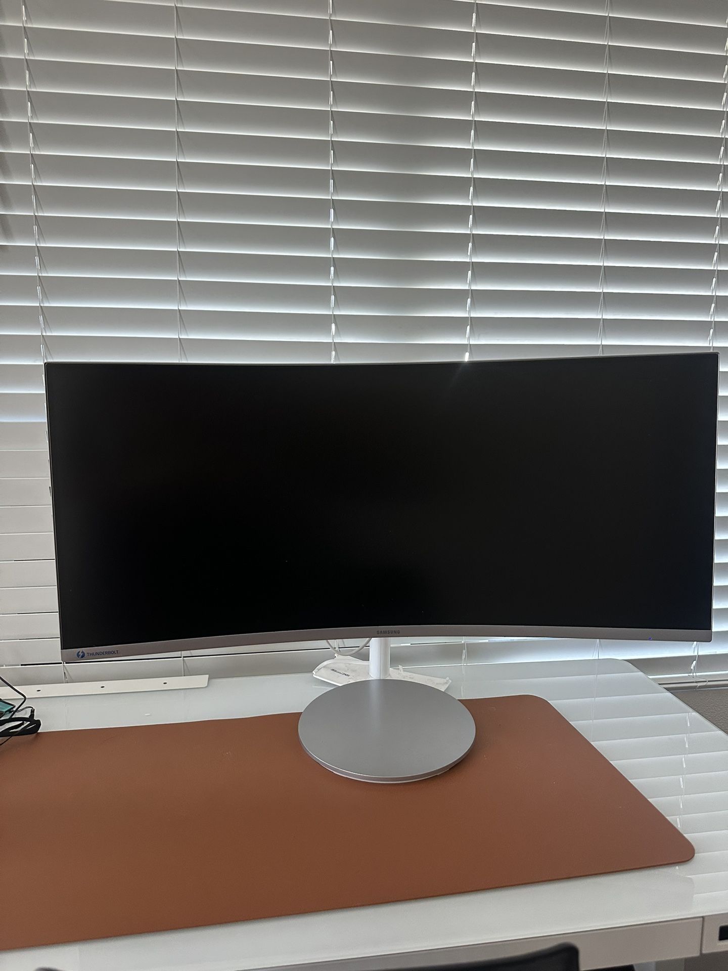 Samsung 34” Odyssey G5 Ultra-Wide Curved Monitor