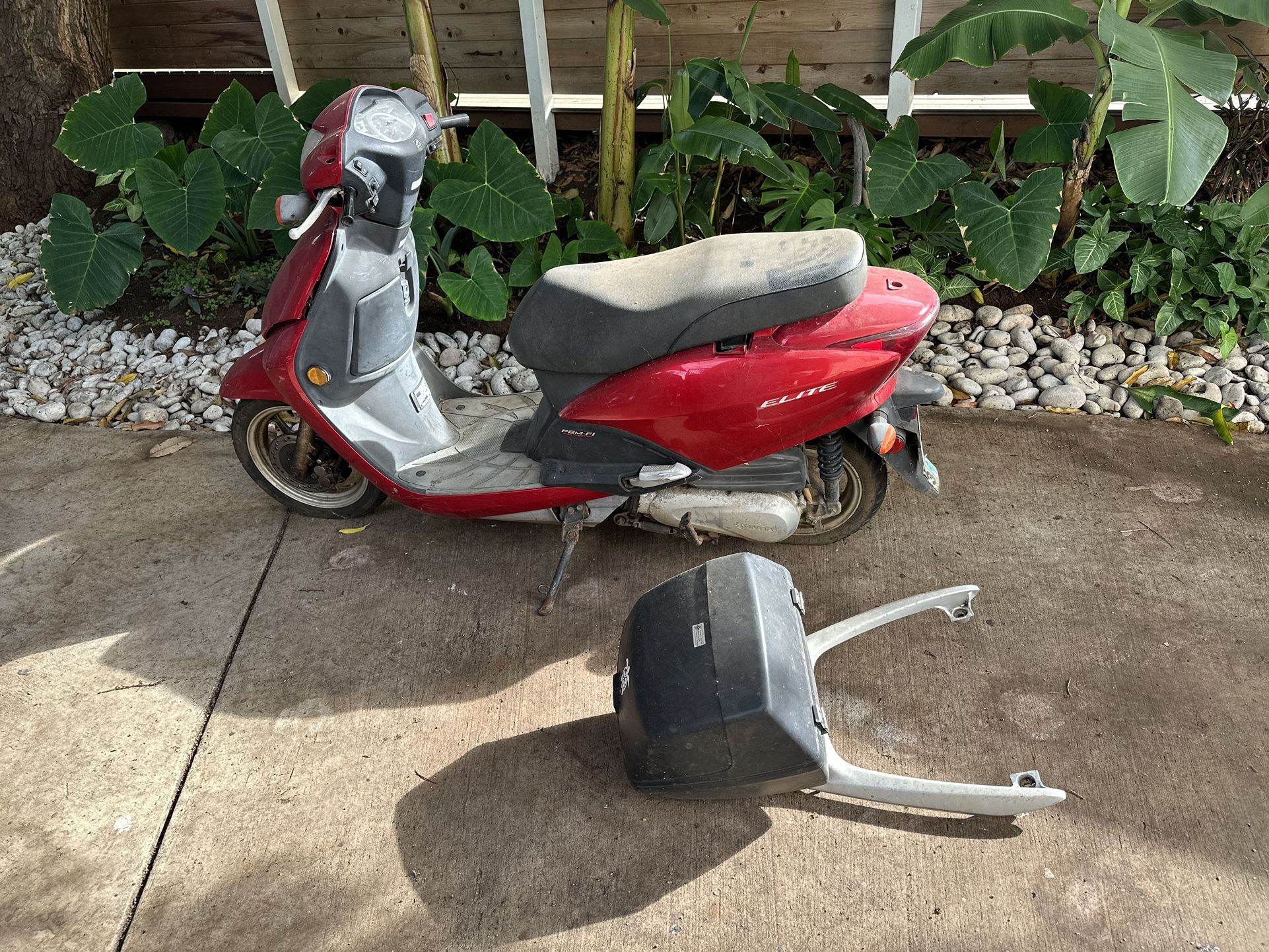 2010 Honda Elite 110 Scooter