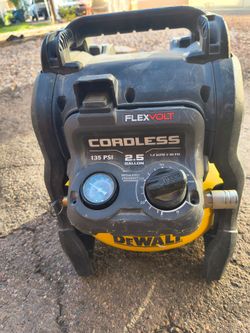 DeWalt air compressor (does not shut off automatically; must be turned off manually)