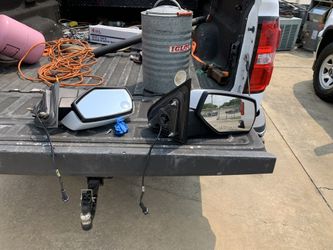GMC 2015 2500 mirror