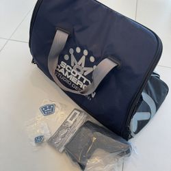 Scotty Cameron 2024 Club Cameron Kit Bag Headcover Pin 