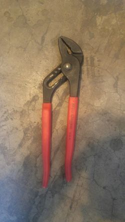 Crescent Pipe Wrench RT-12