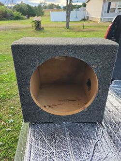 Caja de subwoofer individual  de 12 pulgadas