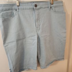 Gloria Vanderbilt Bermuda Shorts and Jeans, Size 18