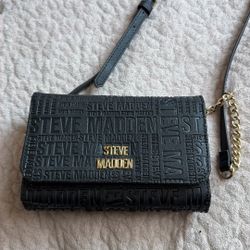 Steven Madden Black Purse 