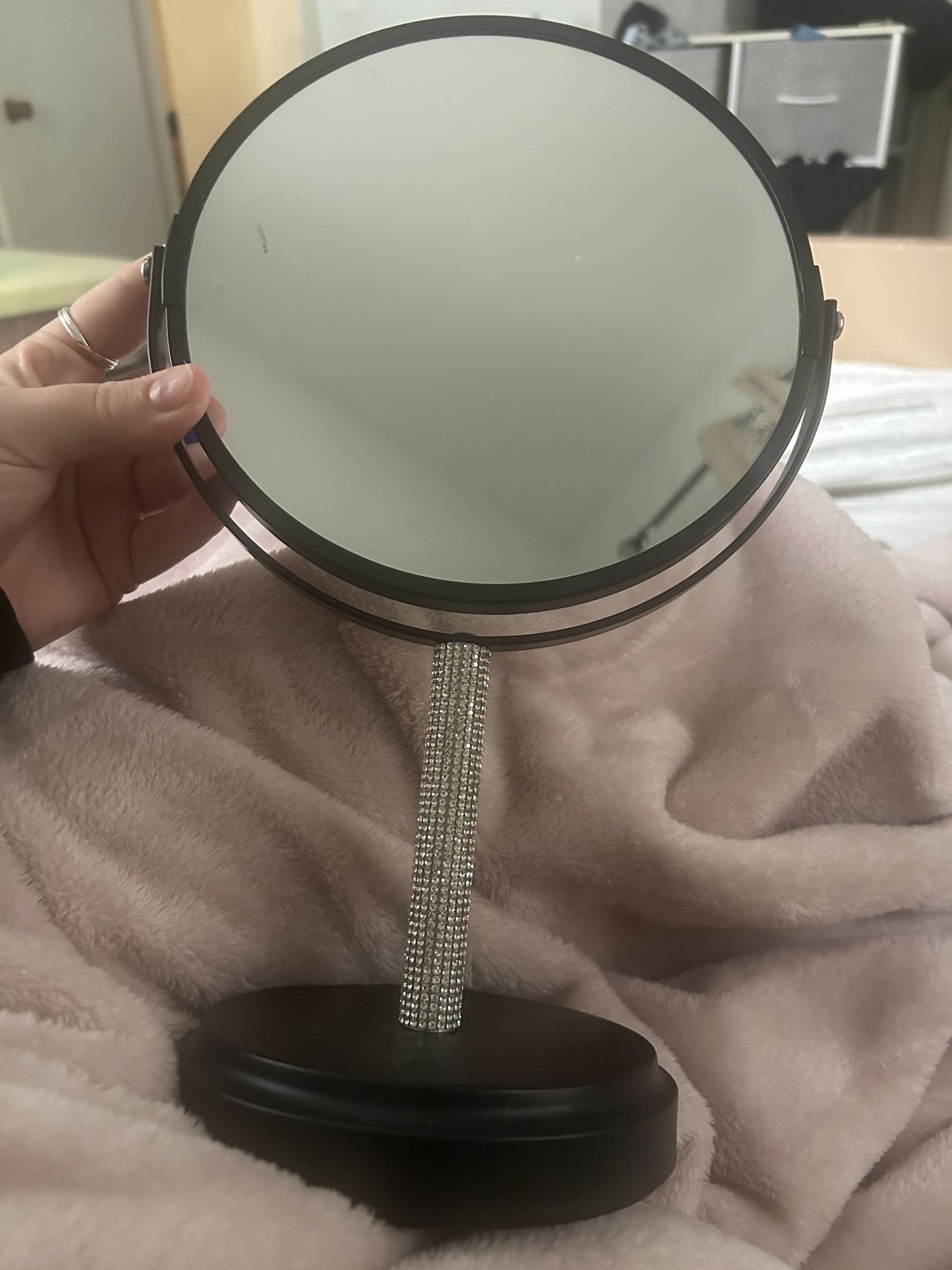 Dimond Mirror