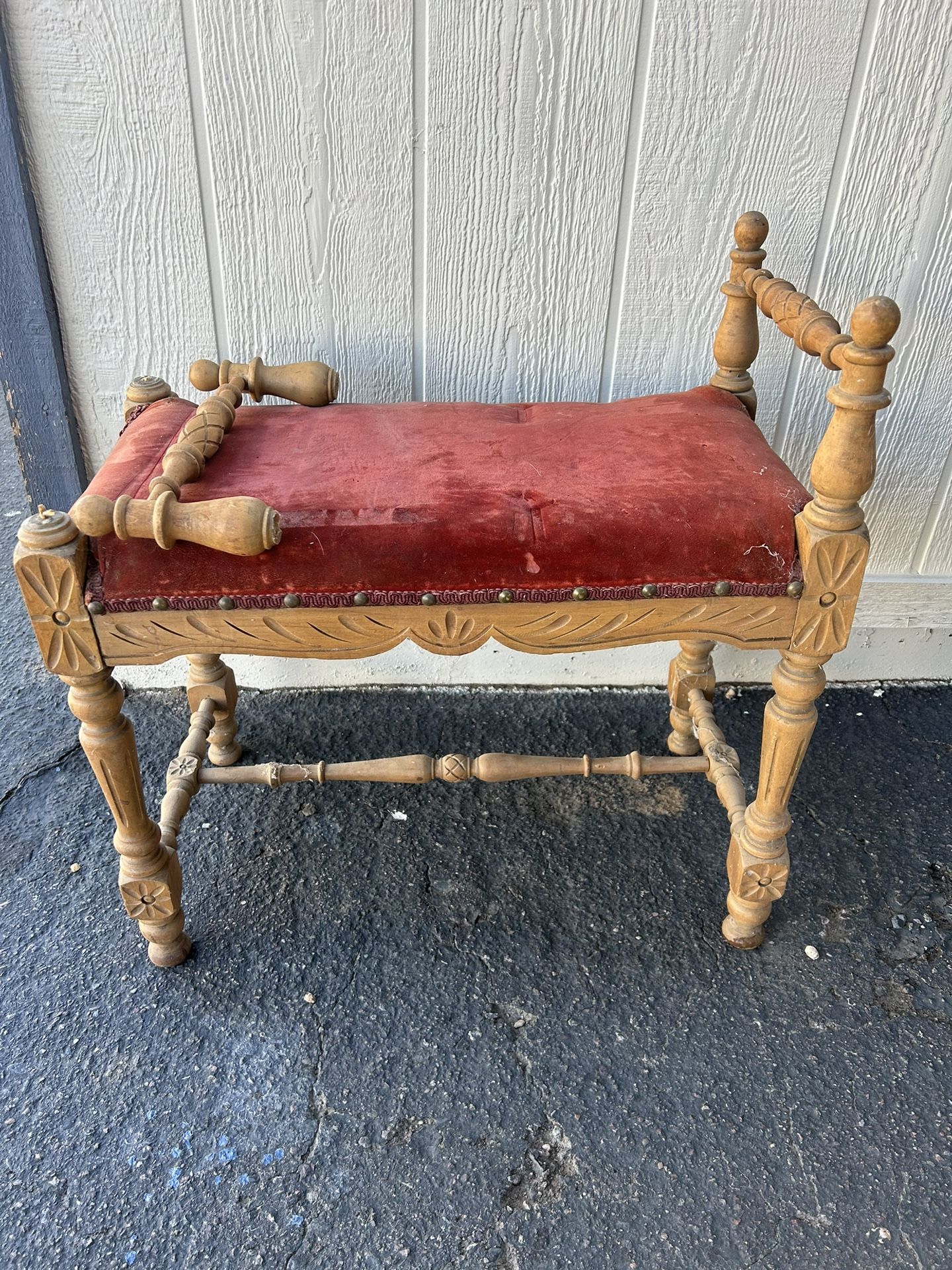 Vintage ottoman & Bench Projects