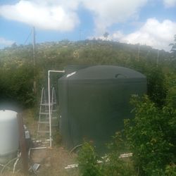 1,200 Gallon Water Tank