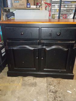 Mueble en buenas condiciones.