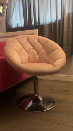 Pink vanity chair