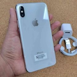 iPhone X, Factory Unlocked,  Excellent Condition.  Like New 