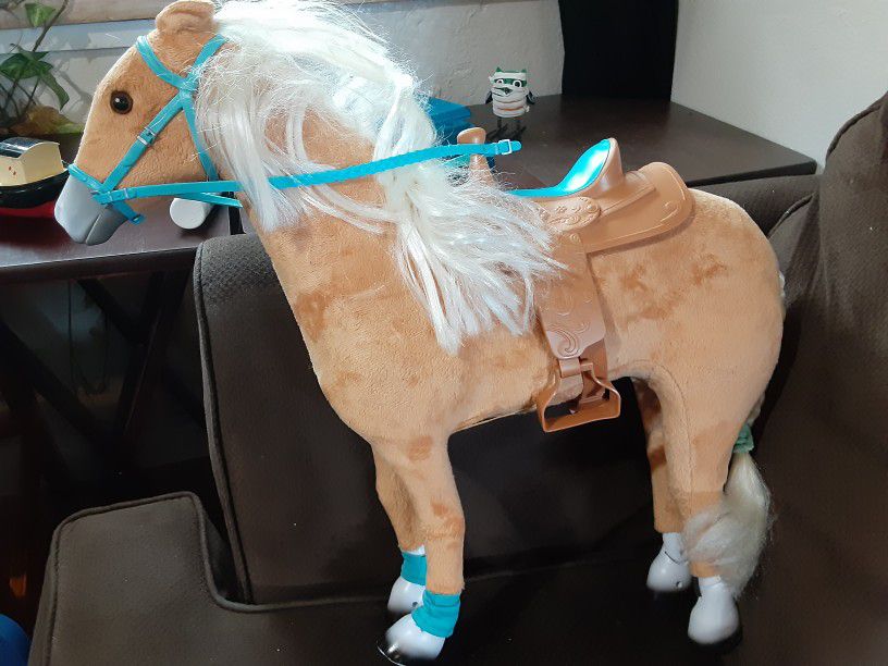 Horse For 18 Inch Doll With Halter And Saddle
