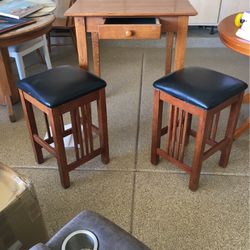 Small Table With Stools