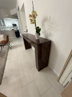 Entryway console. New