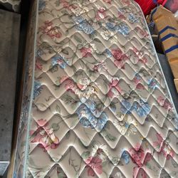 Twin Mattress 