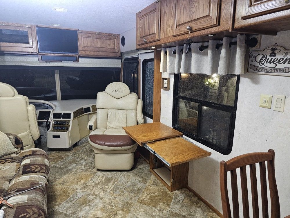 2001 Western rv Alpine