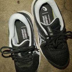 ASICS Gel Tennis Shoes