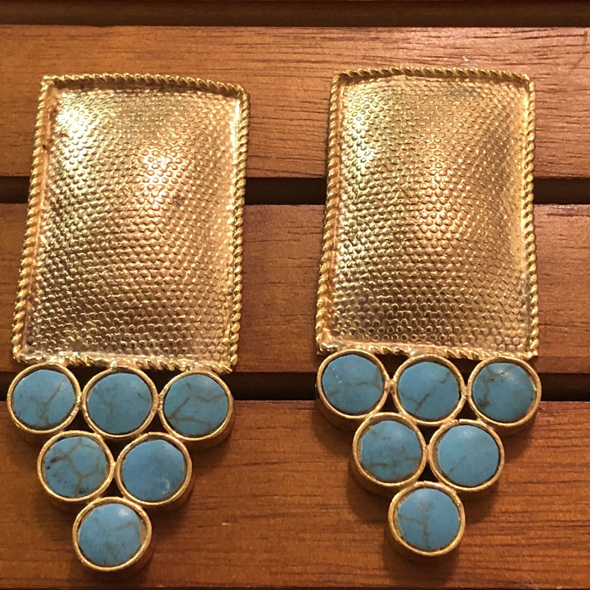 Beautiful gold plated earrings