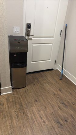 Avalon Water Dispenser 