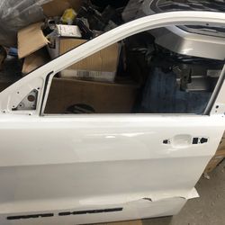 2012-2021 Jeep Grand Cherokee Front Door LH