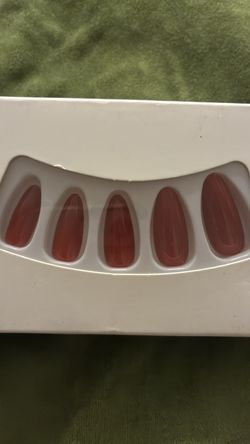 Press on nails $5 each