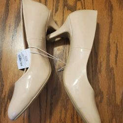 Women's Jinny Faux Leather Round Toe Heeled Pumps - A New Day Size 7