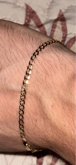 10k solid gold curb link bracelet 1.3 grams 1.5mm