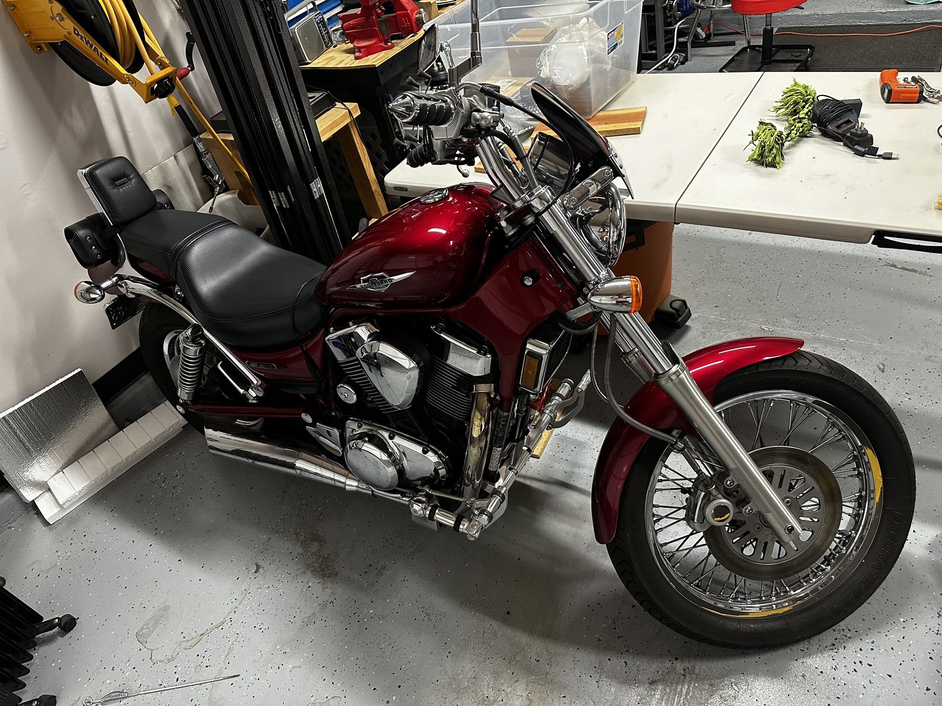 2004 Suzuki Boulevard s83