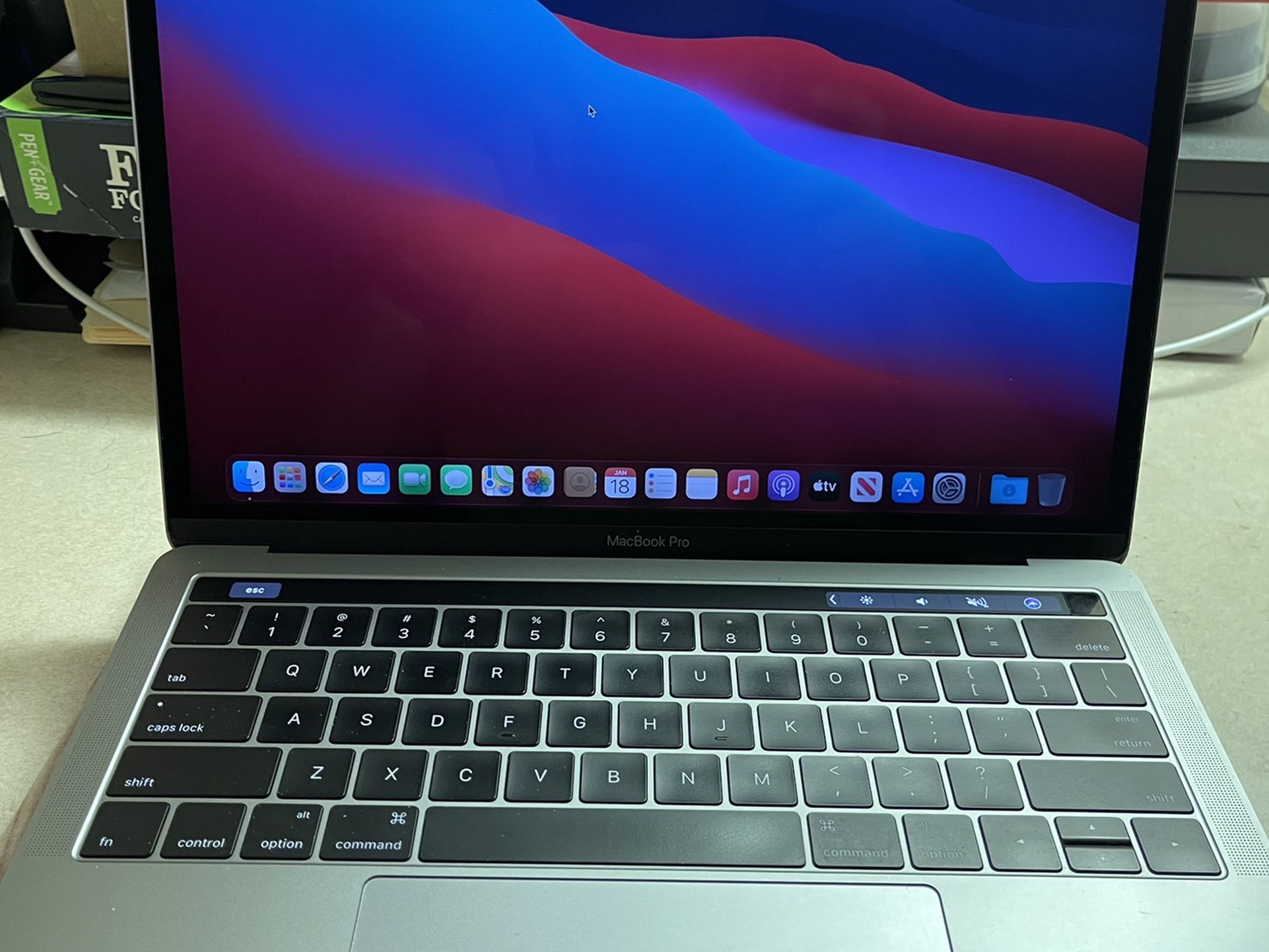 2016 MacBook Pro 13” With Touch ID Bar